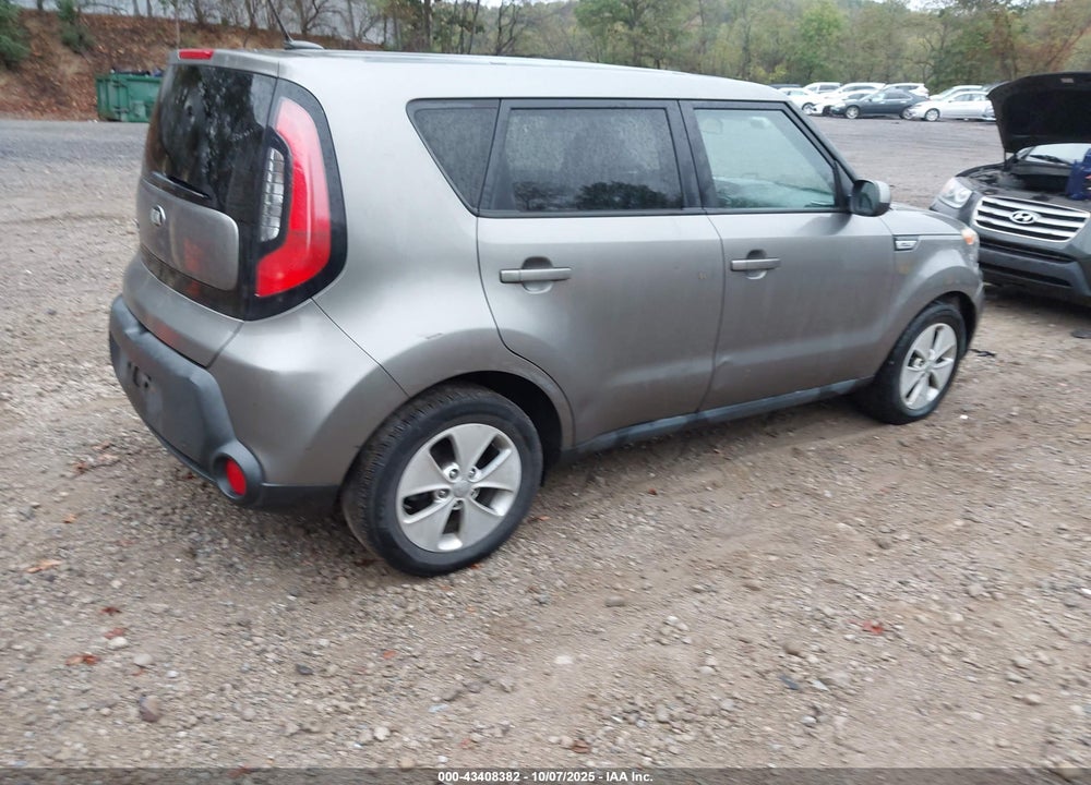 2015 KIA SOUL VIN: KNDJN2A20F7185443