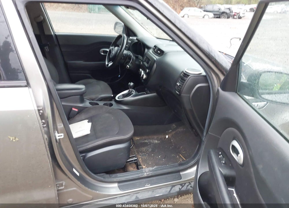 2015 KIA SOUL VIN: KNDJN2A20F7185443