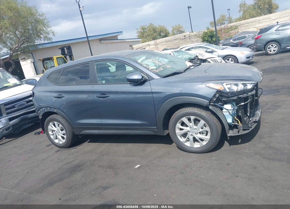 2019 HYUNDAI TUCSON SE VIN: KM8J23A41KU047949