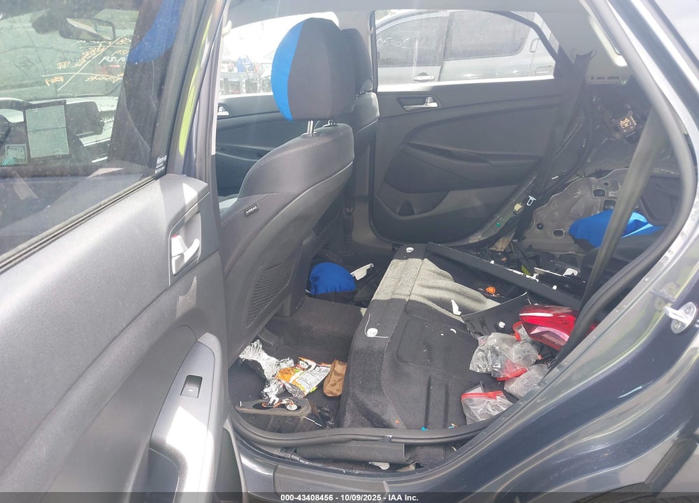 2019 HYUNDAI TUCSON SE VIN: KM8J23A41KU047949