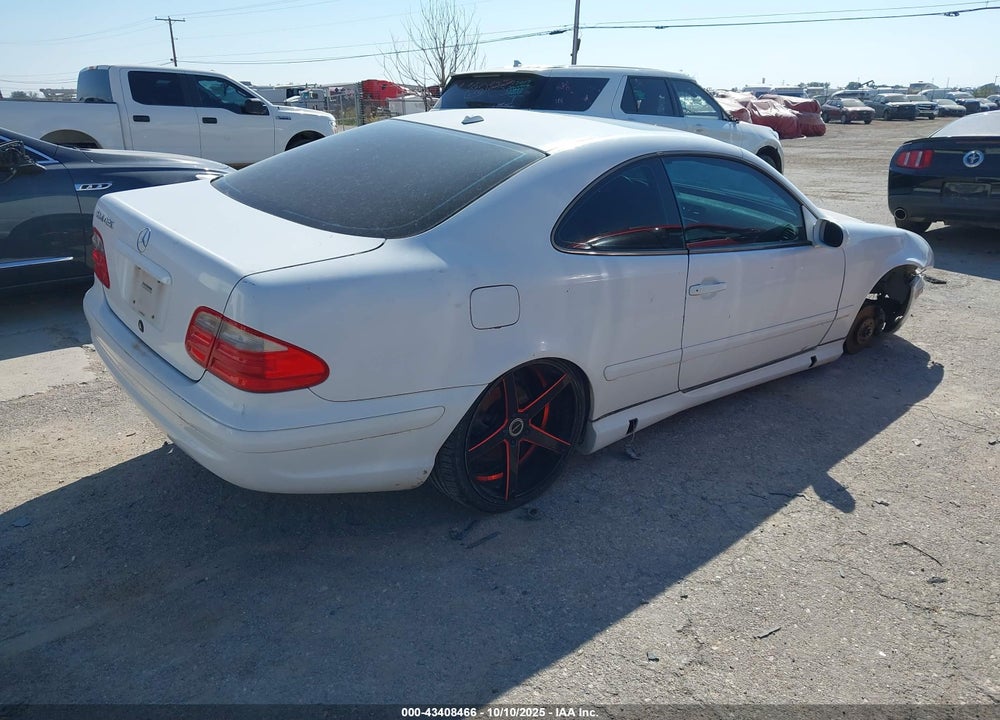 2000 MERCEDES-BENZ CLK 430 VIN: WDBLJ70G0YF155025
