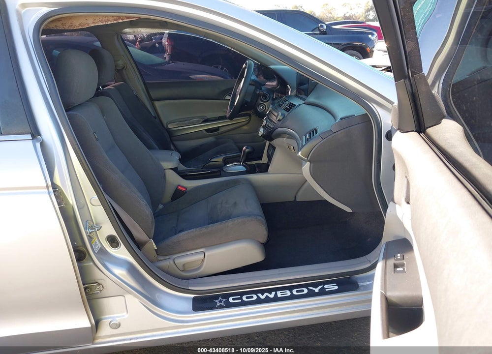 2008 HONDA ACCORD 3.5 EX VIN: 1HGCP367X8A028233