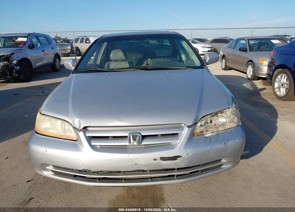 2002 HONDA ACCORD 3.0 EX VIN: 1HGCG16532A001692