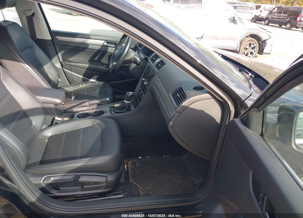 2014 VOLKSWAGEN PASSAT VIN: 1VWBT7A39EC100053