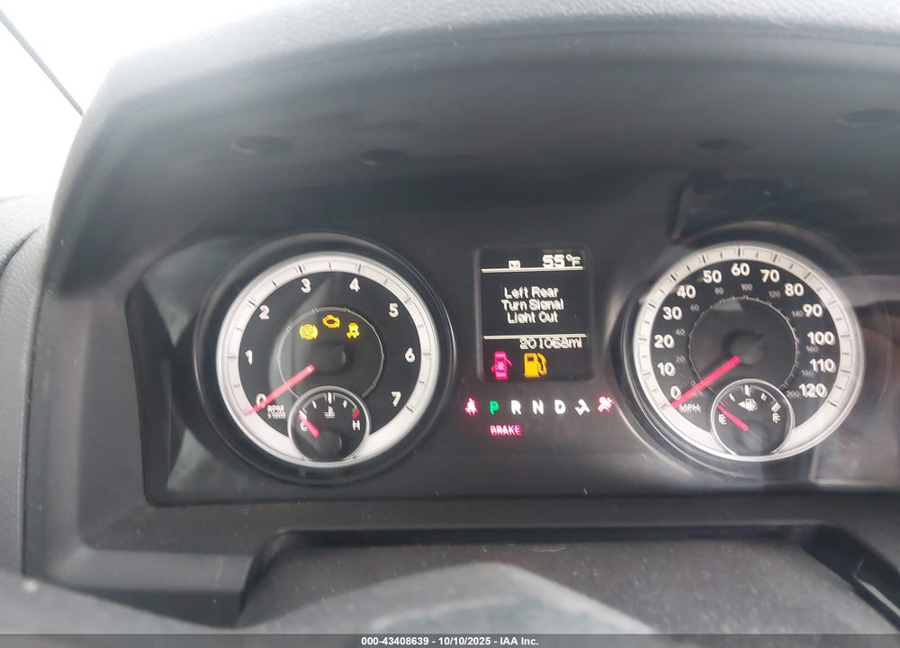 2014 RAM 1500 EXPRESS VIN: 1C6RR7KT6ES142188