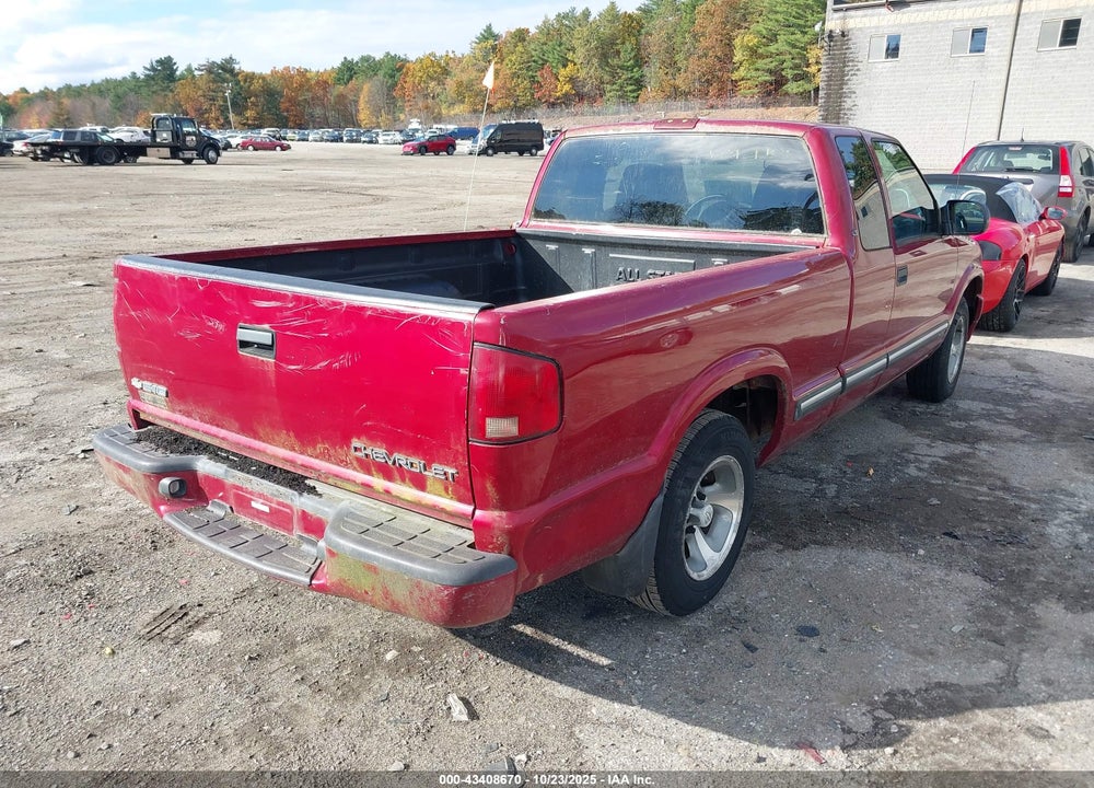 2001 CHEVROLET S-10 LS VIN: 1GCCS195418185457