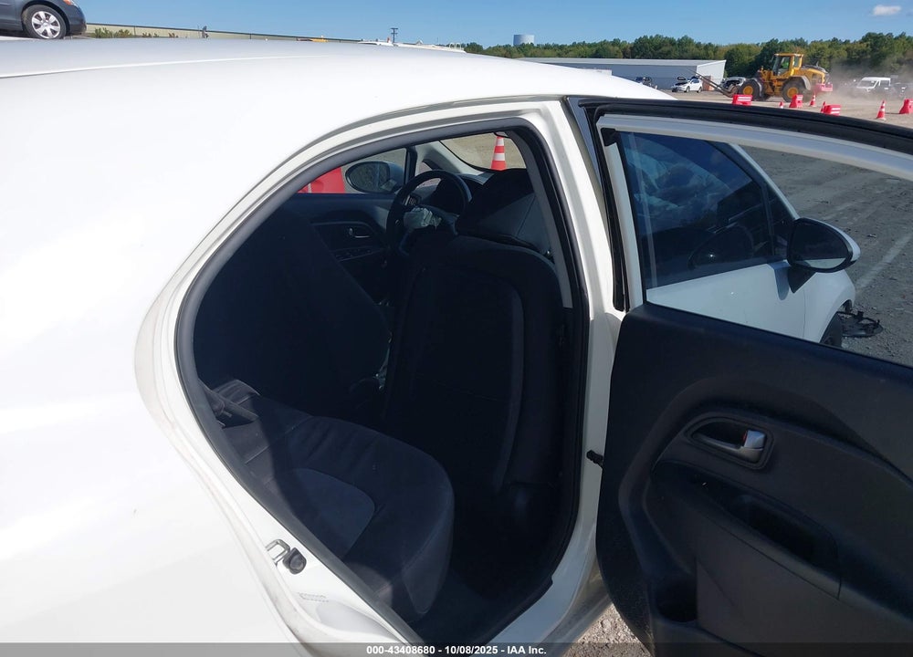 2013 KIA RIO VIN: KNADM5A35D6162895