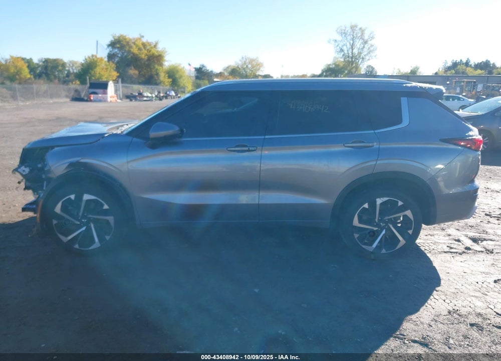 2024 MITSUBISHI OUTLANDER SEL 2.5 S-AWC VIN: JA4J4WA82RZ013884