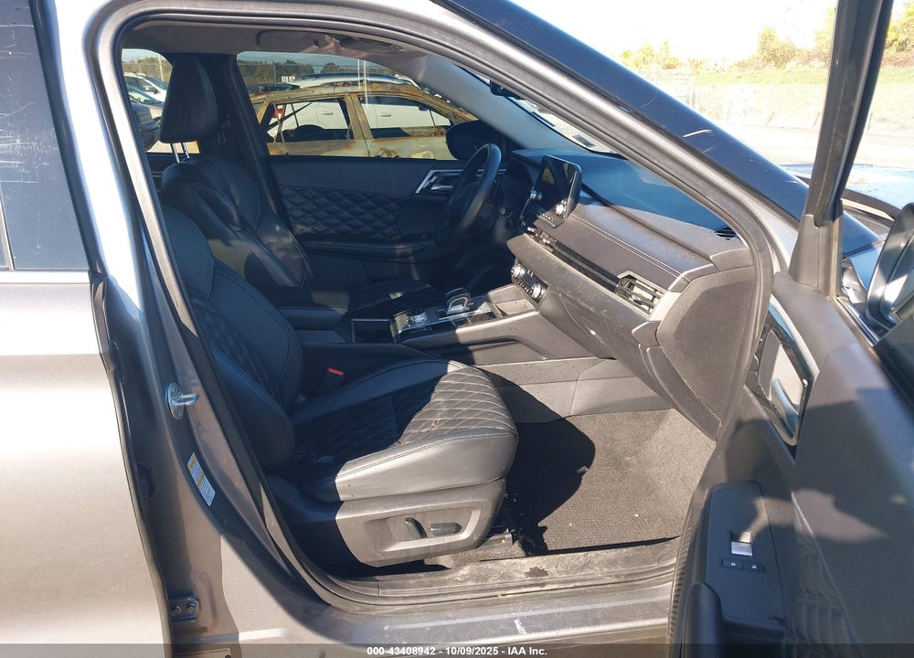 2024 MITSUBISHI OUTLANDER SEL 2.5 S-AWC VIN: JA4J4WA82RZ013884