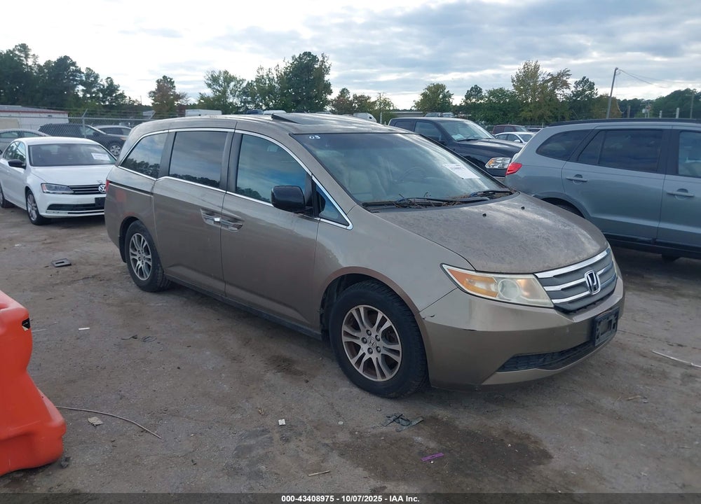 2011 HONDA ODYSSEY EX-L VIN: 5FNRL5H65BB027655