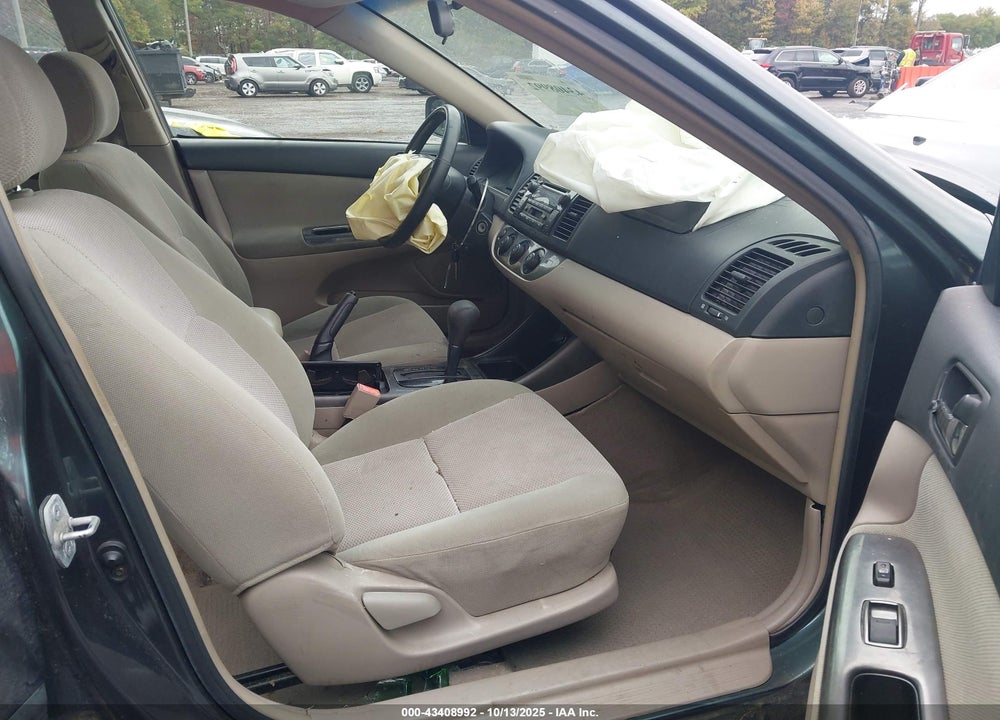 2002 TOYOTA CAMRY SE V6 VIN: 4T1BF32K32U513760