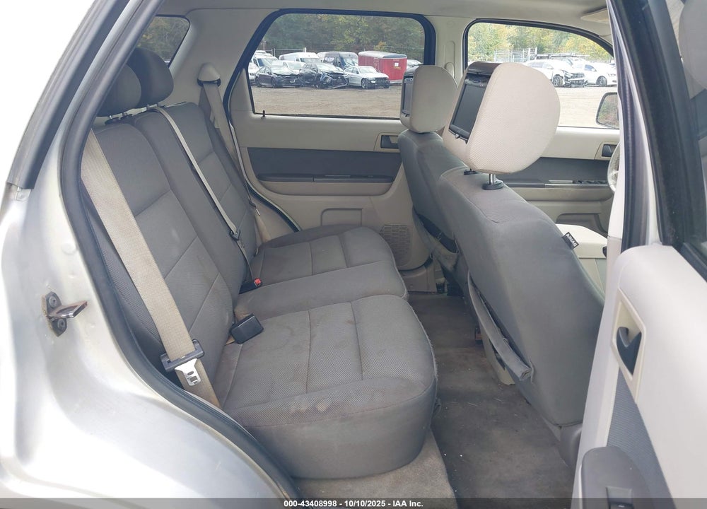 2009 FORD ESCAPE VIN: 1FMCU93729KA26367
