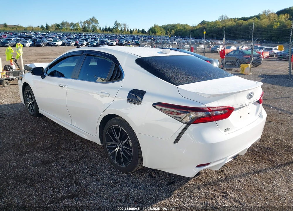 2024 TOYOTA CAMRY SE VIN: 4T1G11BK4RU119610