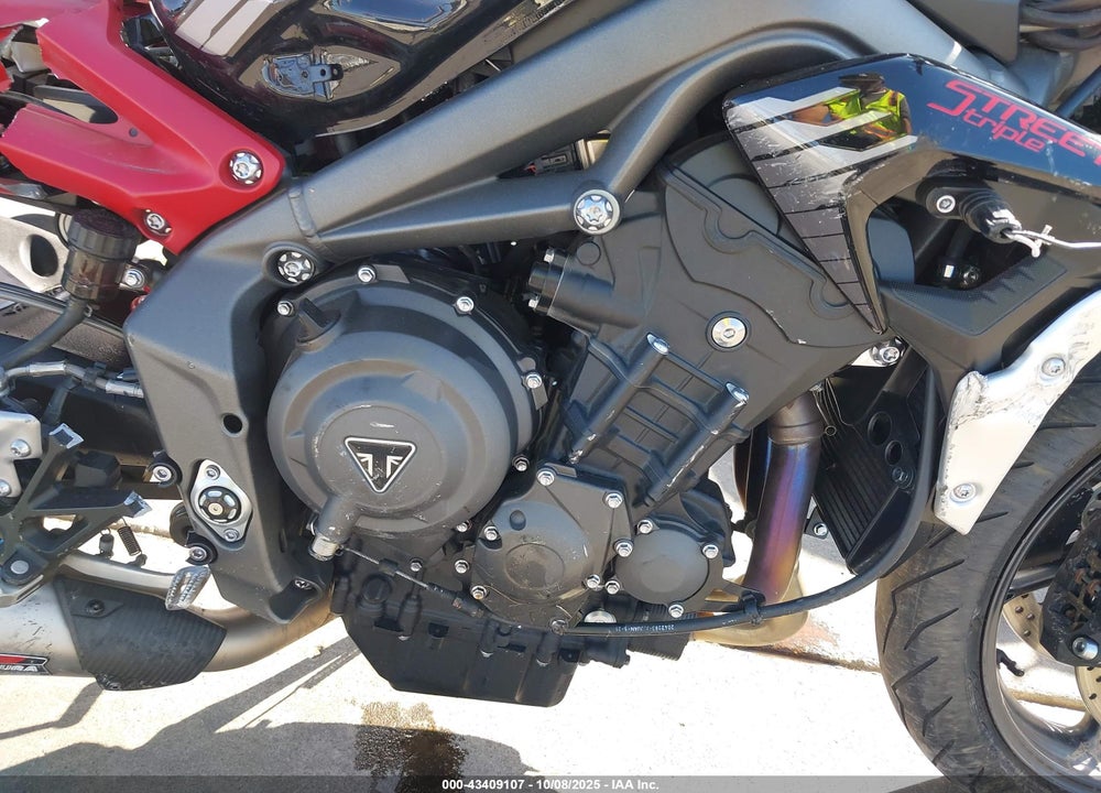 2022 TRIUMPH MOTORCYCLE STREET TRIPLE R VIN: SMTA534D9NTAV8624