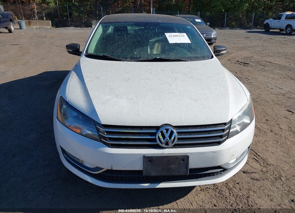 2014 VOLKSWAGEN PASSAT VIN: 1VWBT7A32EC098601