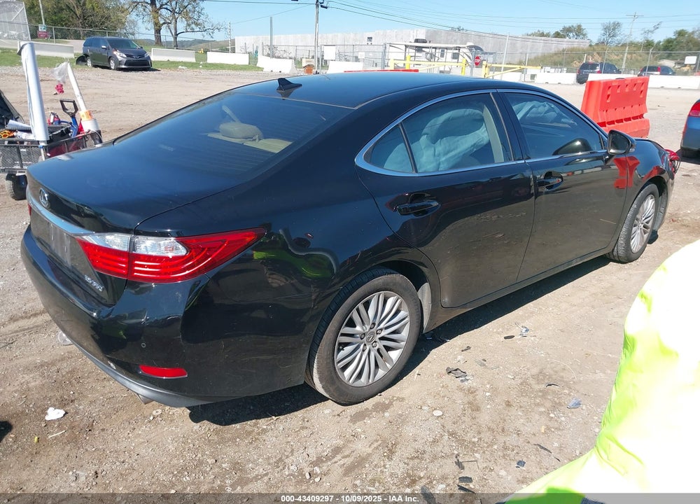 2013 LEXUS ES 350 VIN: JTHBK1GG2D2055232