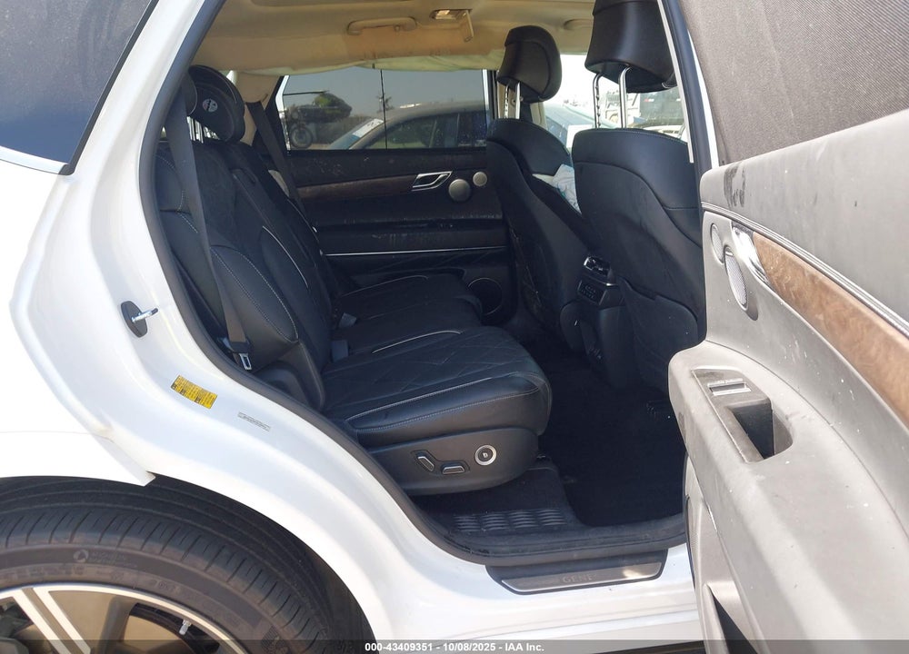 2025 GENESIS GV80 3.5T PRESTIGE AWD VIN: KMUHEESC2SU219768