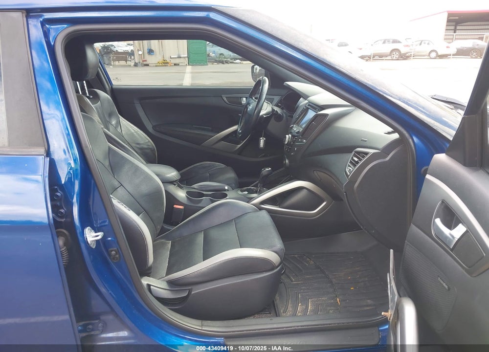 2016 HYUNDAI VELOSTER VIN: KMHTC6AE6GU295721