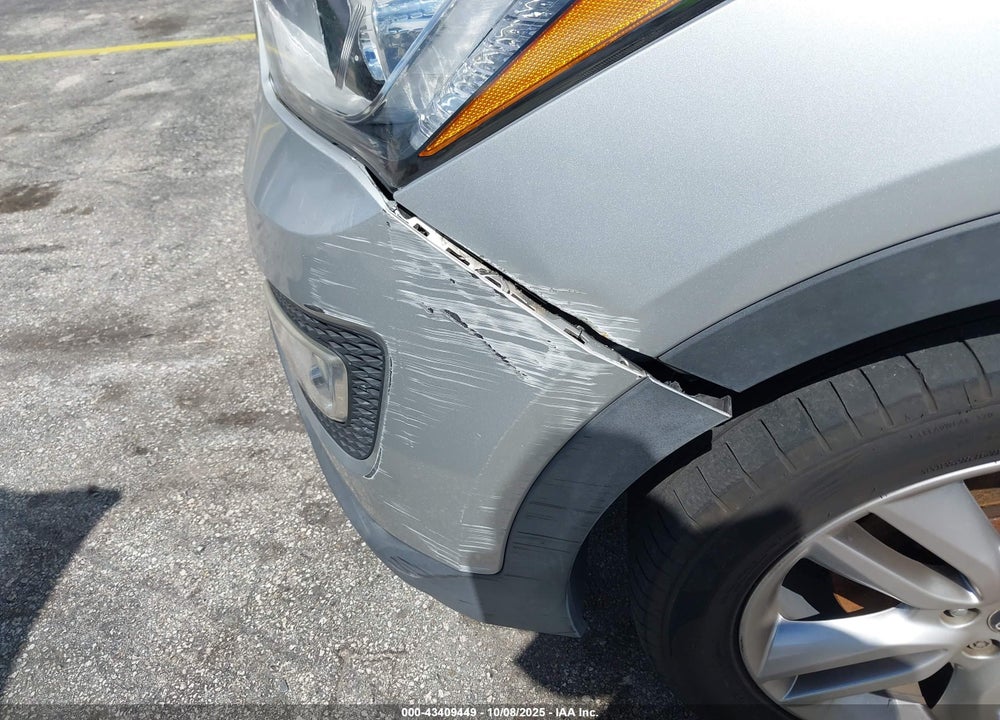 2014 HYUNDAI SANTA FE VIN: 5XYZU3LA3EG206433