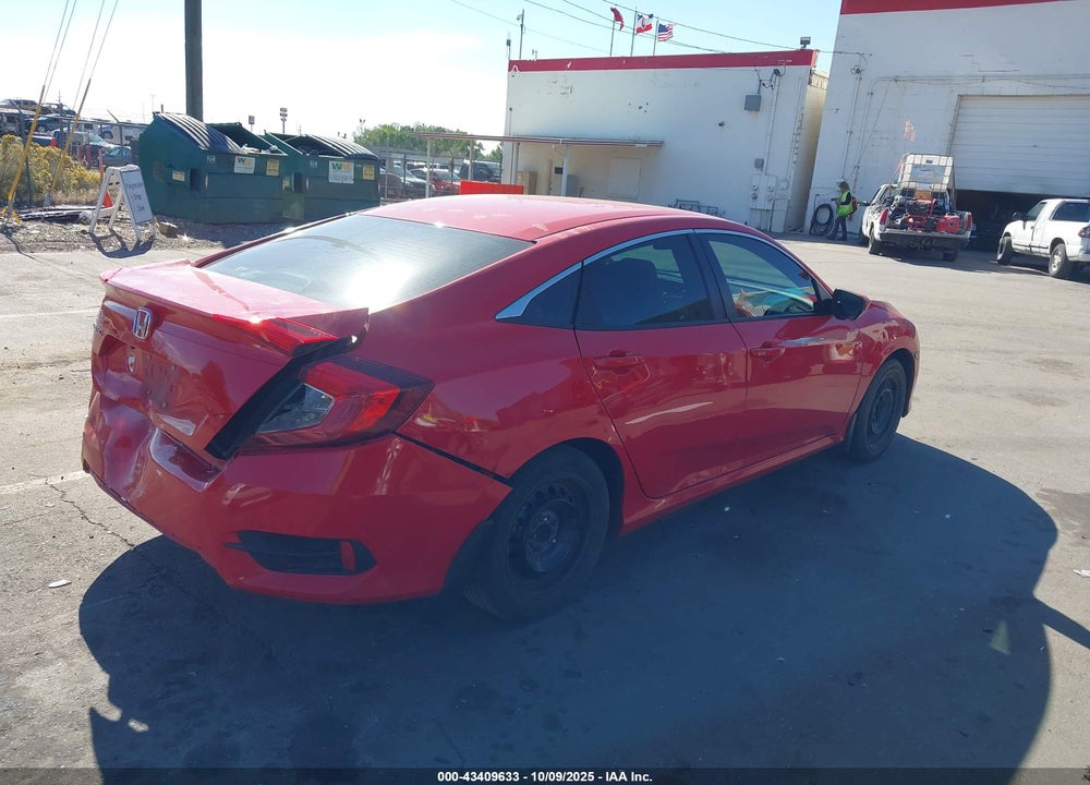 2018 HONDA CIVIC LX VIN: 2HGFC2F52JH517573