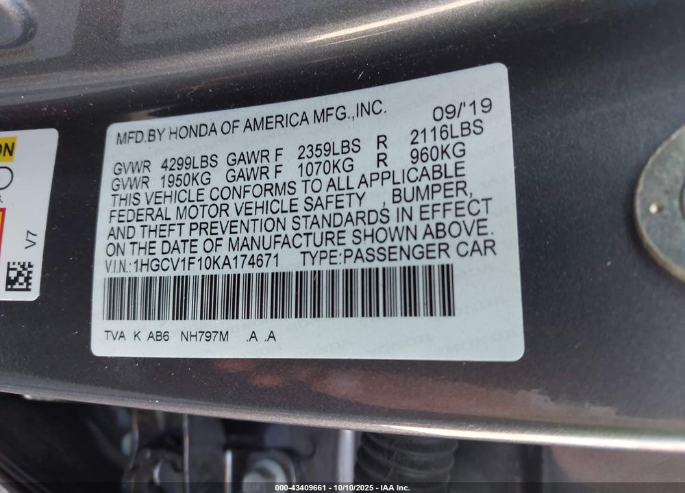 2019 HONDA ACCORD VIN: 1HGCV1F10KA174671