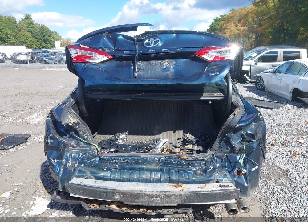 2019 TOYOTA CAMRY VIN: 4T1B11HK6KU289846