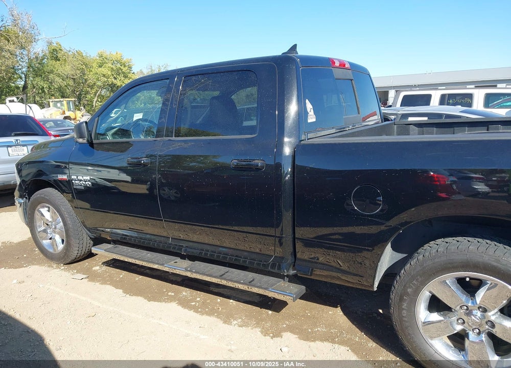 2019 RAM 1500 VIN: 1C6RR6TT0KS712111