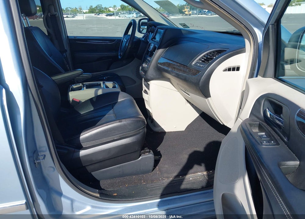 2013 CHRYSLER TOWN & COUNTRY TOURING VIN: 2C4RC1BG6DR723815