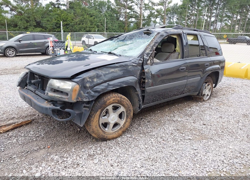 2005 CHEVROLET TRAILBLAZER LS VIN: 1GNDS13S752292148