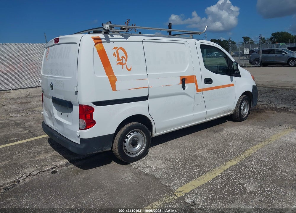 2014 NISSAN NV200 S/SV VIN: 3N6CM0KN8EK692130