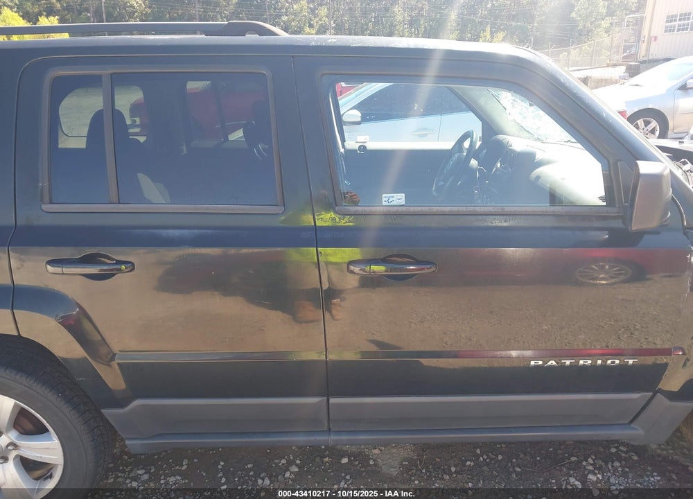 2013 JEEP PATRIOT LATITUDE VIN: 1C4NJPFB8DD213071
