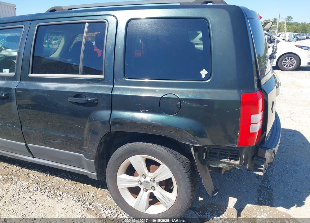 2013 JEEP PATRIOT LATITUDE VIN: 1C4NJPFB8DD213071