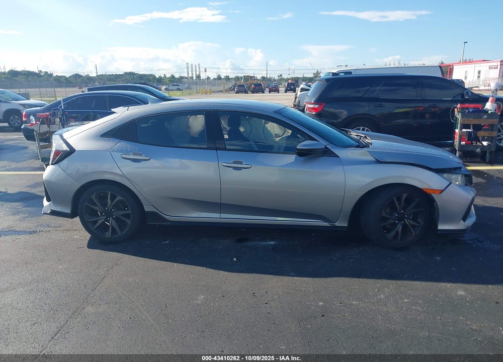 2018 HONDA CIVIC SPORT VIN: SHHFK7H47JU200167