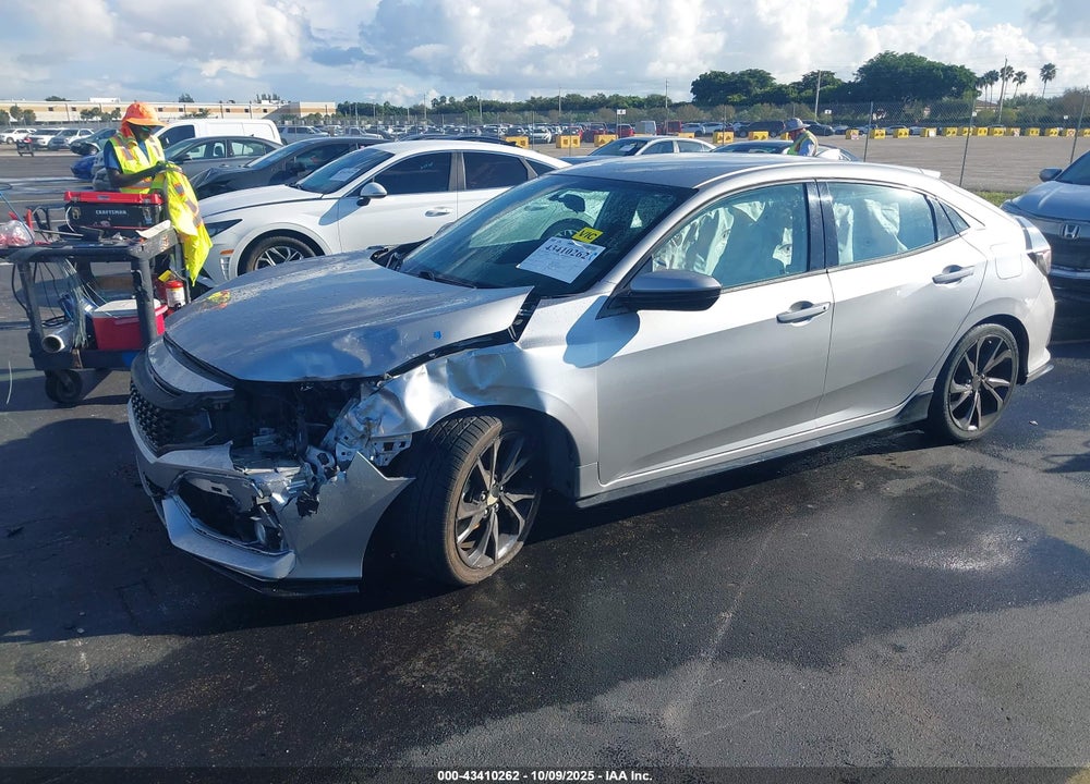 2018 HONDA CIVIC SPORT VIN: SHHFK7H47JU200167