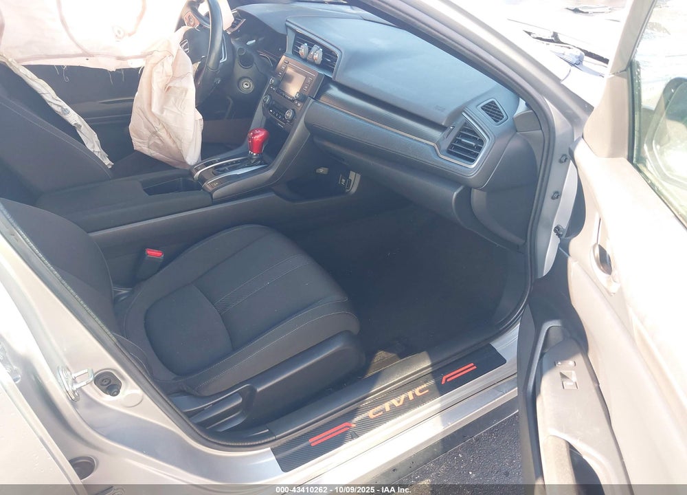 2018 HONDA CIVIC SPORT VIN: SHHFK7H47JU200167