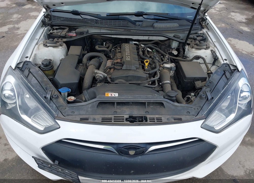 2013 HYUNDAI GENESIS 2.0T VIN: KMHHT6KD6DU112938