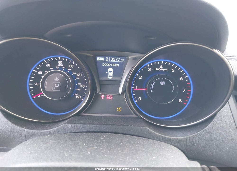 2013 HYUNDAI GENESIS 2.0T VIN: KMHHT6KD6DU112938