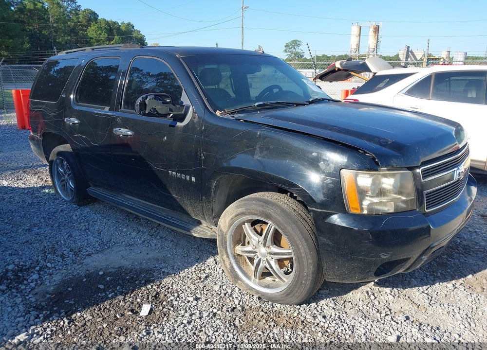 2007 CHEVROLET TAHOE LS VIN: 1GNFC13077R229081