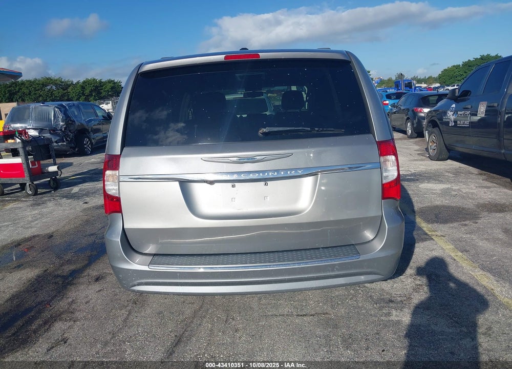 2015 CHRYSLER TOWN & COUNTRY TOURING VIN: 2C4RC1BG6FR677650
