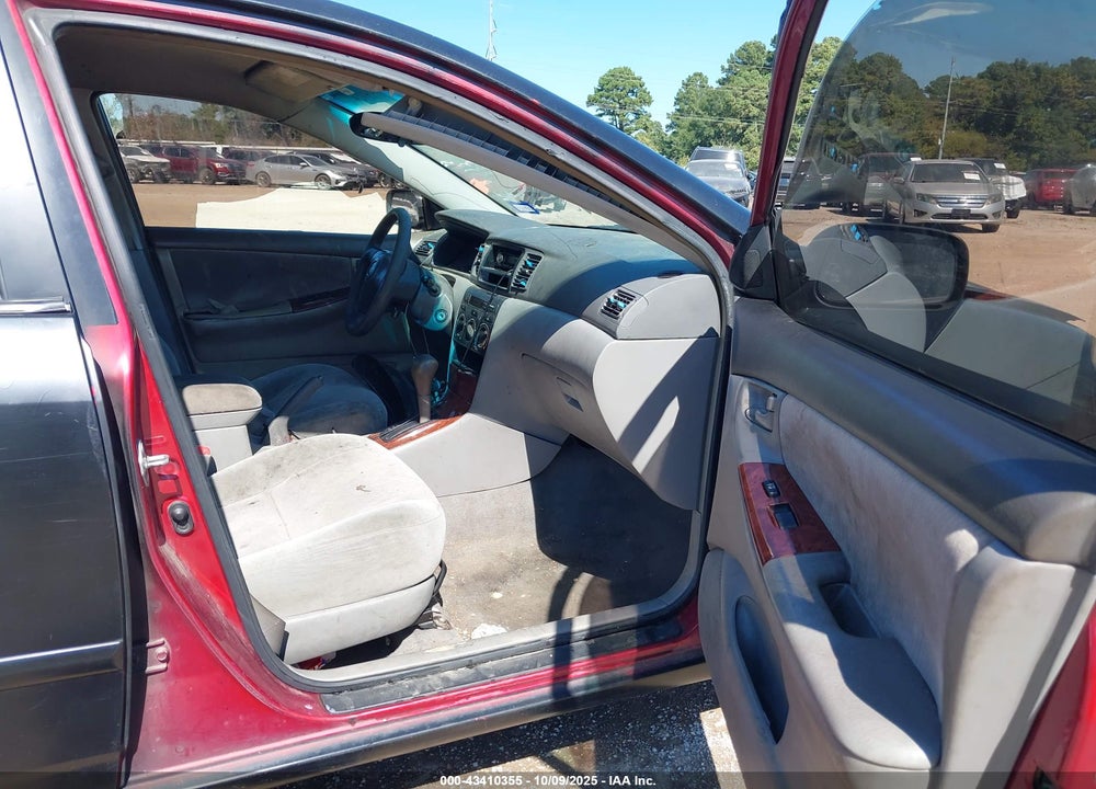 2007 TOYOTA COROLLA LE VIN: 1NXBR32EX7Z825423