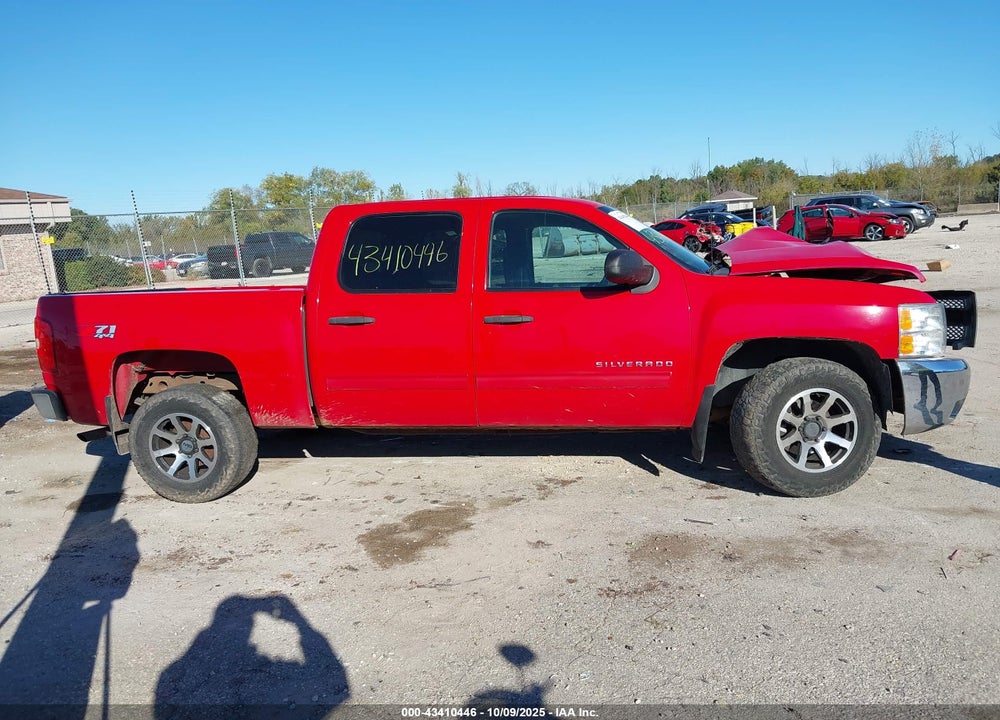 2013 CHEVROLET SILVERADO 1500 LT VIN: 3GCPKSE71DG380090