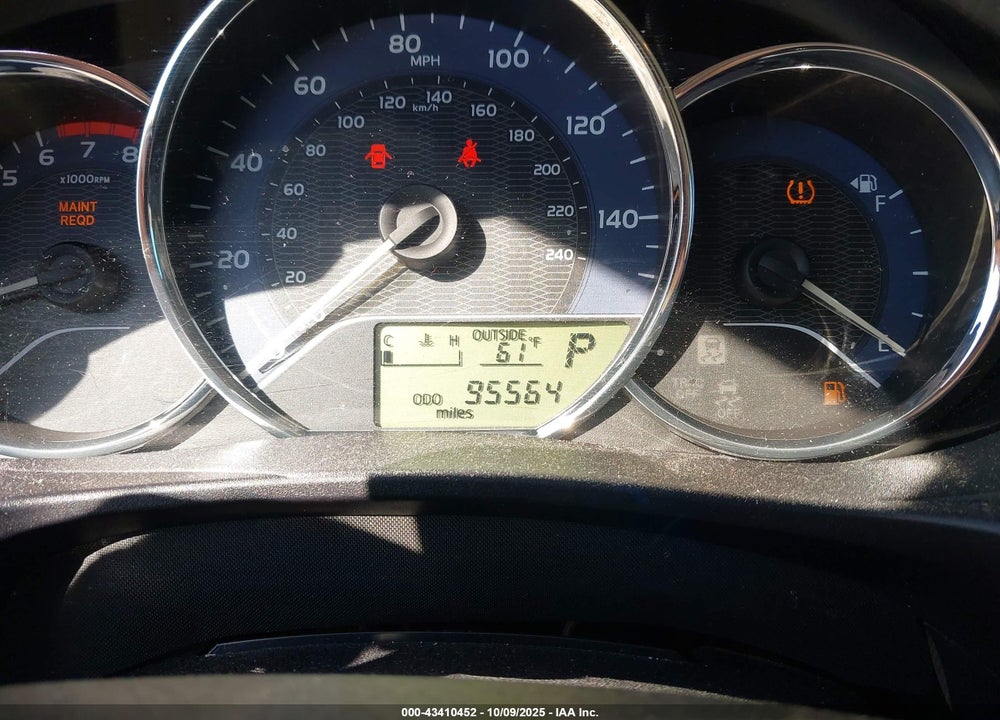 2014 TOYOTA COROLLA LE VIN: 5YFBURHE6EP006173