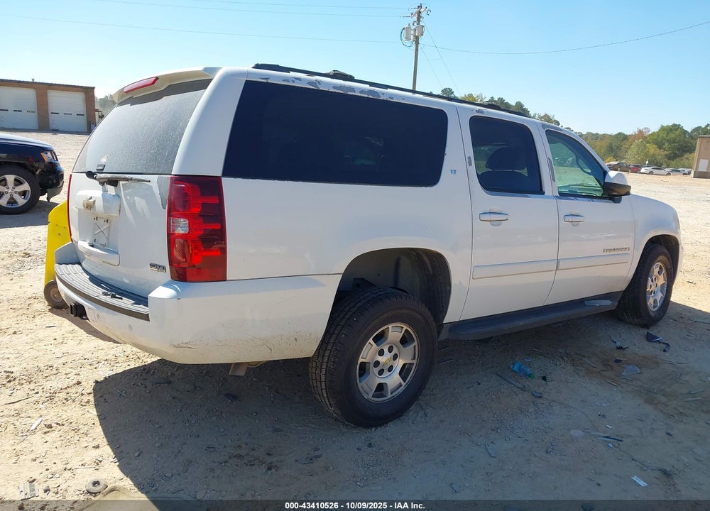 2007 CHEVROLET SUBURBAN 1500 LT VIN: 1GNFK163X7J327772