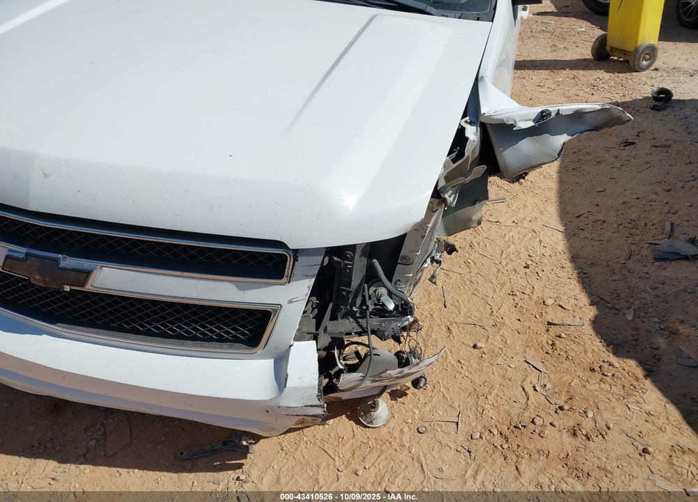 2007 CHEVROLET SUBURBAN 1500 LT VIN: 1GNFK163X7J327772