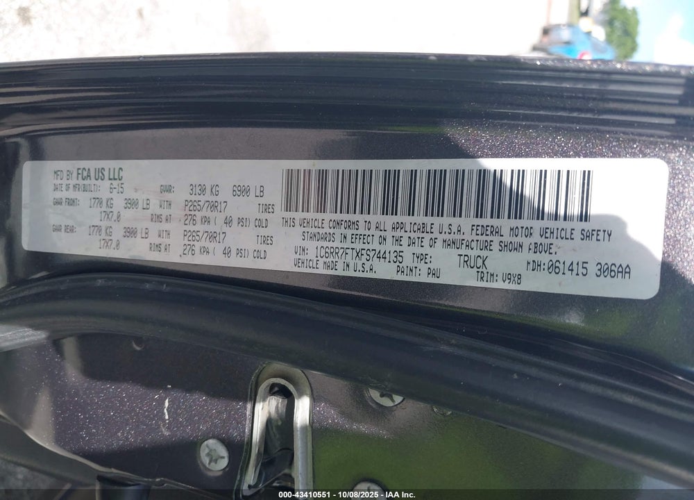 2015 RAM 1500 VIN: 1C6RR7FTXFS744135