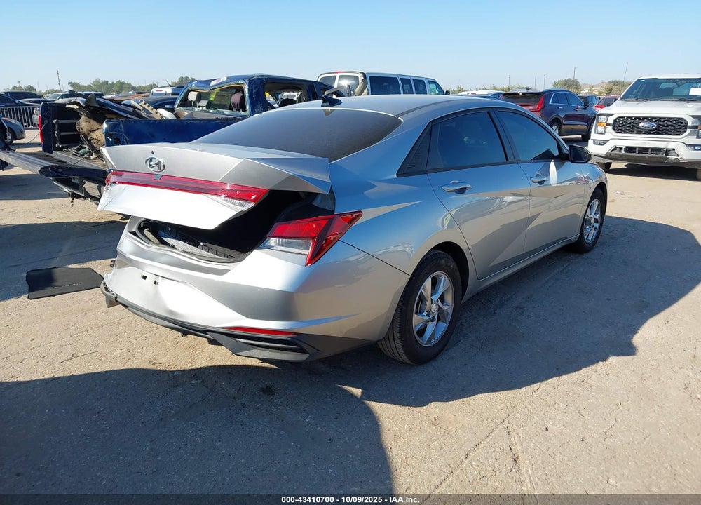 2021 HYUNDAI ELANTRA SE VIN: 5NPLL4AG3MH052156