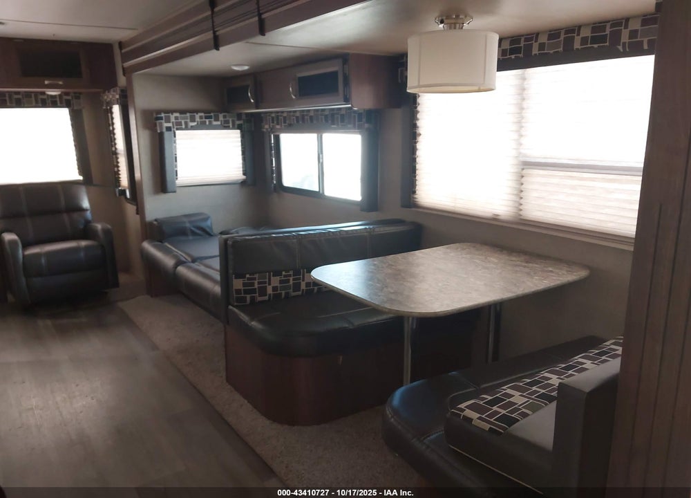 2017 DUTCHMEN COLEMAN 2605RL VIN: 4YDT26020HM931501
