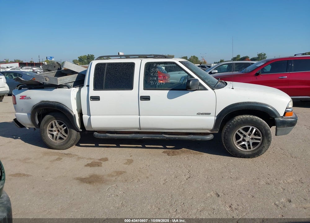 2002 CHEVROLET S-10 LS VIN: 1GCDT13W72K194161