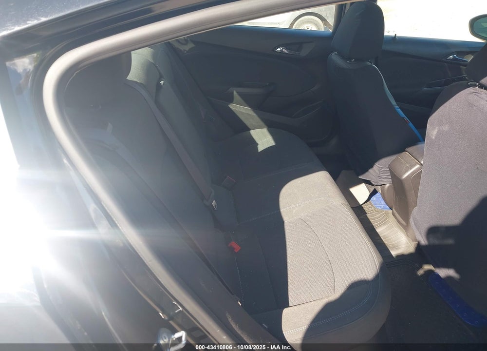 2016 CHEVROLET CRUZE VIN: 1G1BE5SM7G7245752