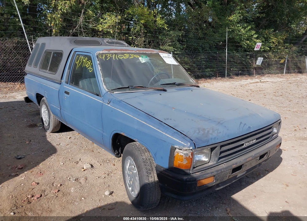 1987 TOYOTA PICKUP 1/2 TON RN50 VIN: JT4RN50R5H0236563